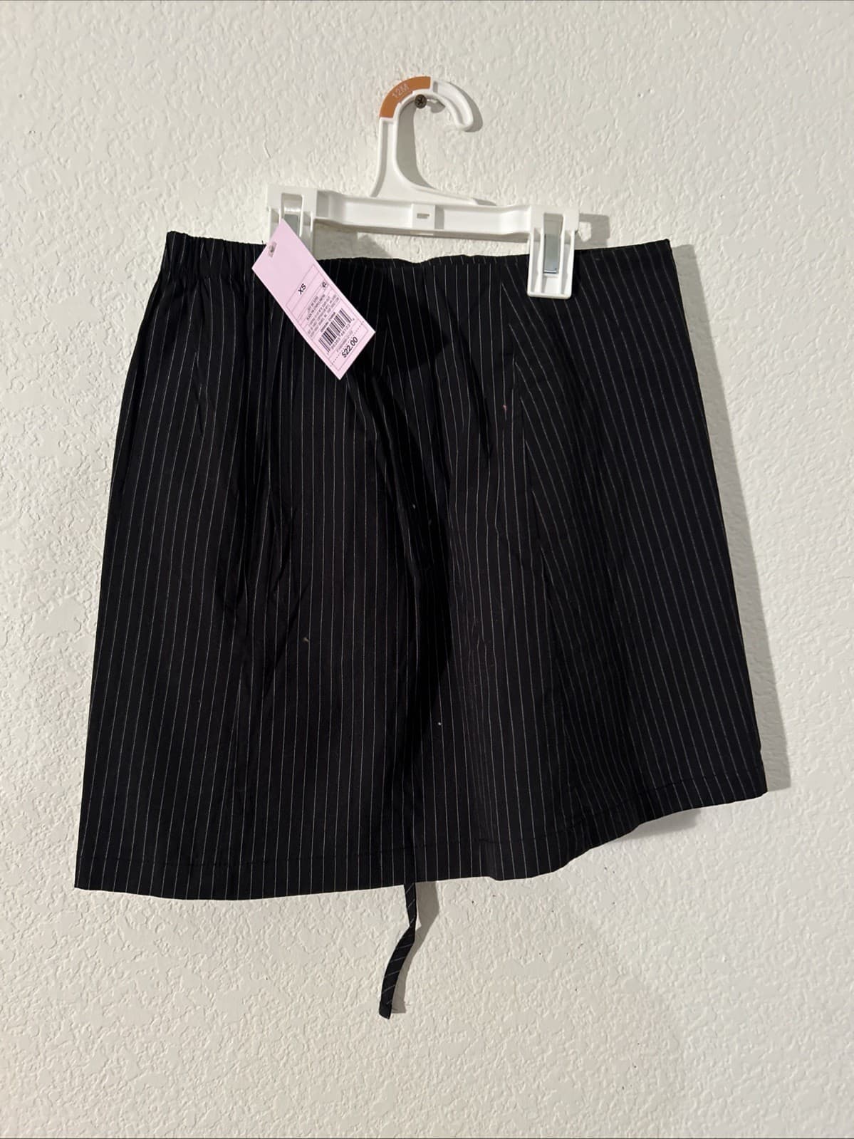 Wild Fable XS Black Pin Stripe Skirt NWT - Thumbnail 2