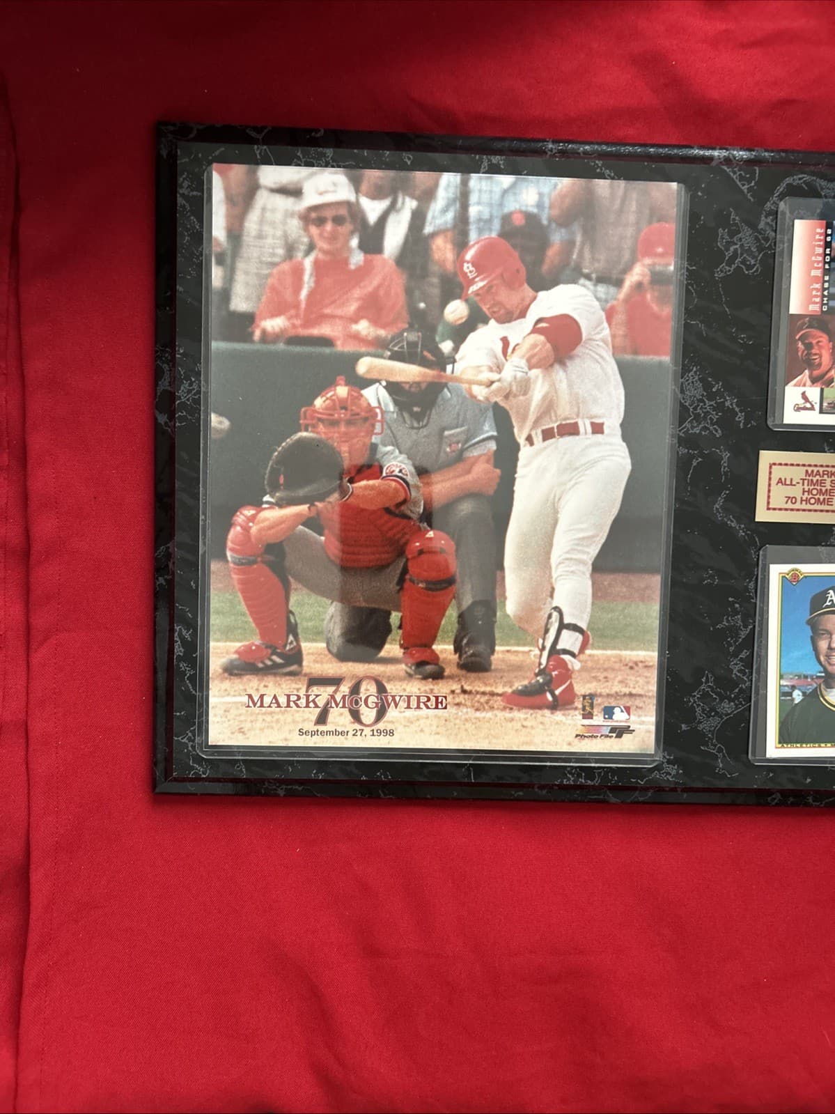 Mark McGwire 1998 70 Home Run Plaque 15x12 - Thumbnail 3