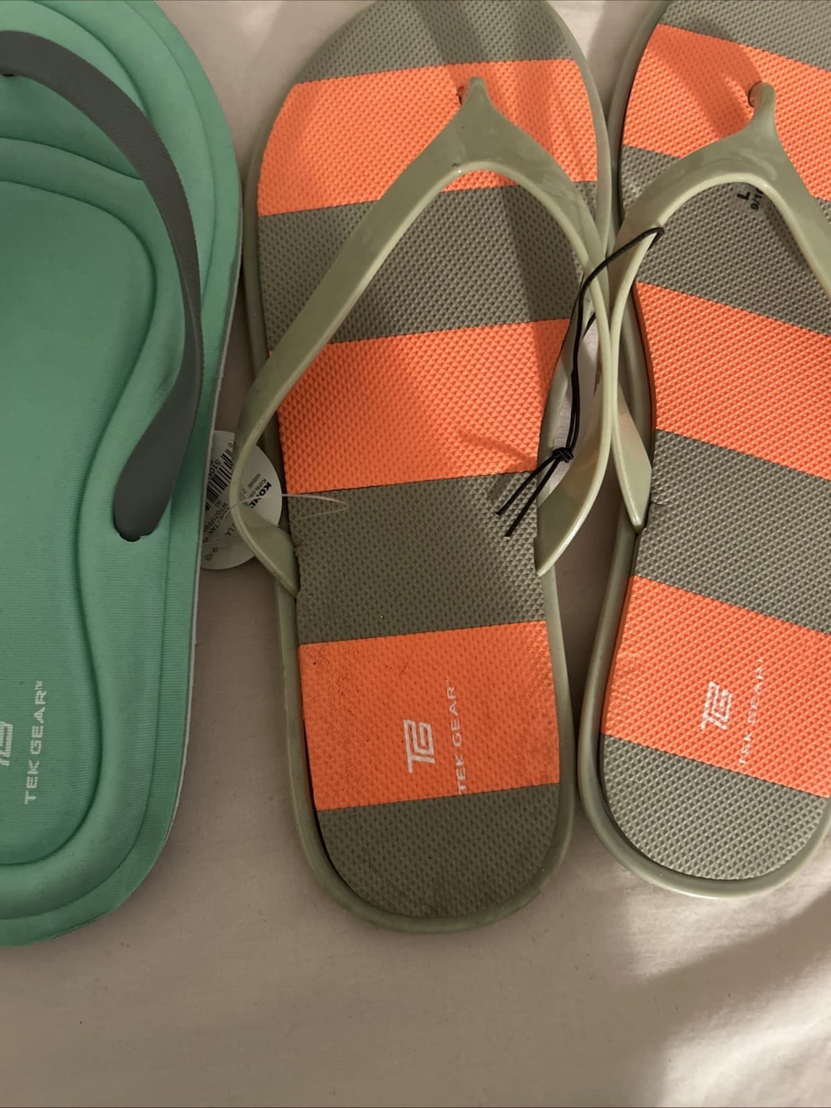 Lot Of 2 Tek Gear Slip On Sandals NWT Large And Xl - Thumbnail 2