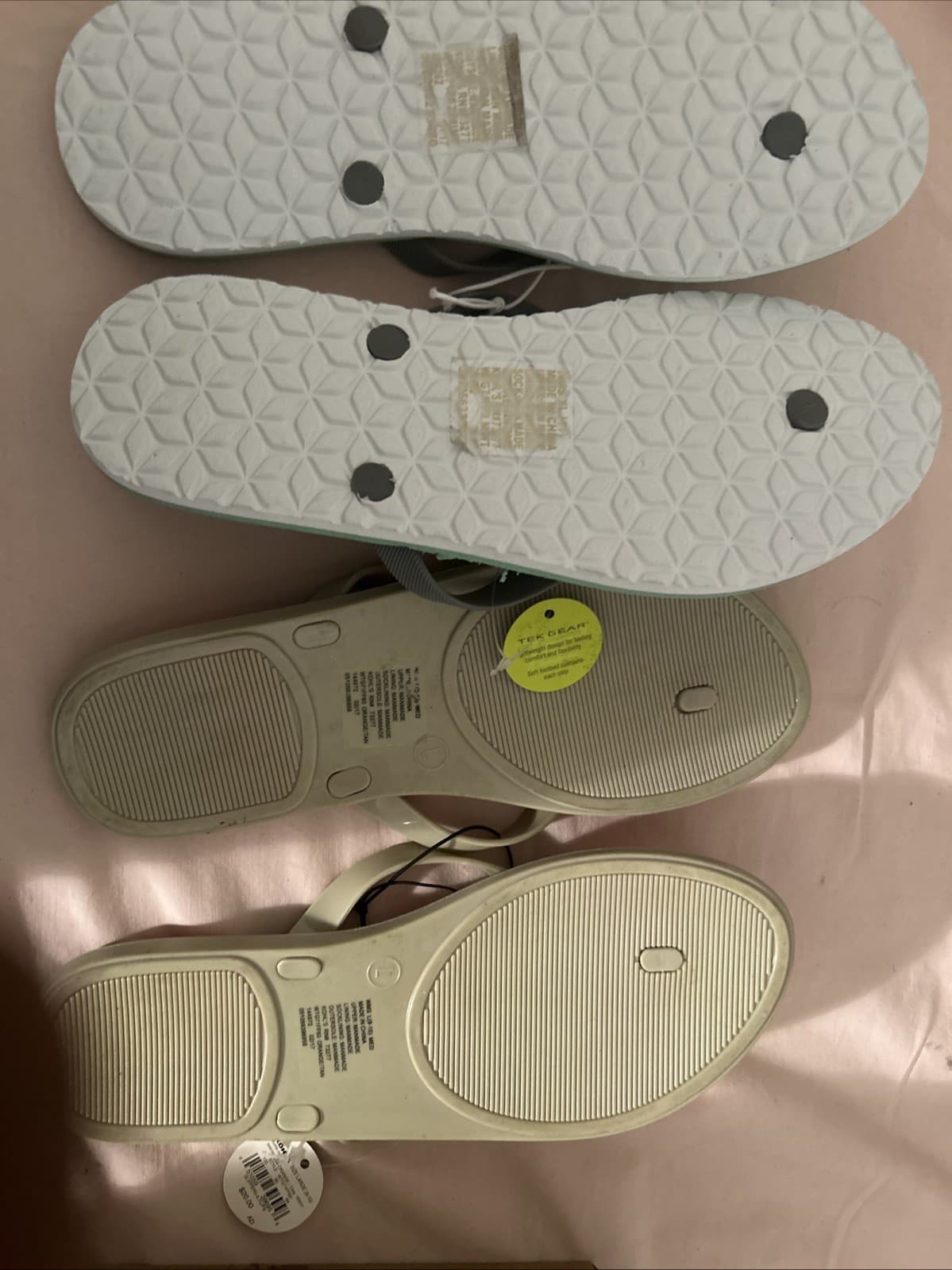 Lot Of 2 Tek Gear Slip On Sandals NWT Large And Xl - Thumbnail 4