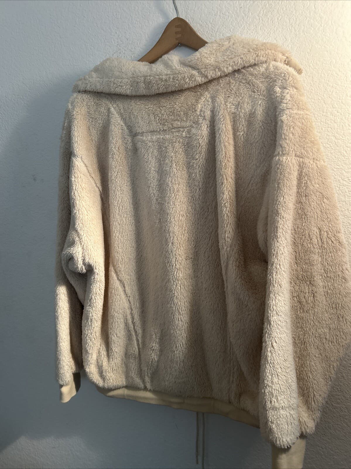 Joy Lab Sweater Half Zip Beige fleece Womens XS Pocket Winter Polyester Pullover - Thumbnail 3