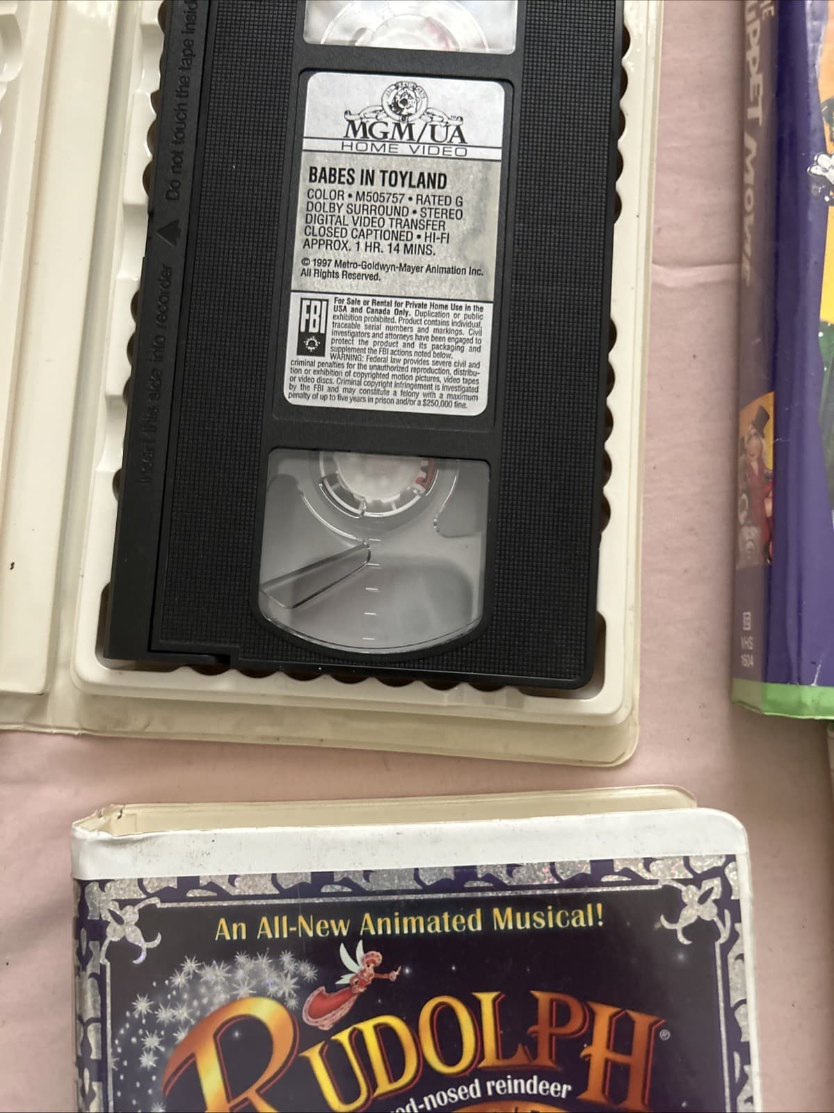 Lot Of 4 VHS Kids Movies babes in toyland the Muppet movie Beethoven’s Rudolph - Thumbnail 5