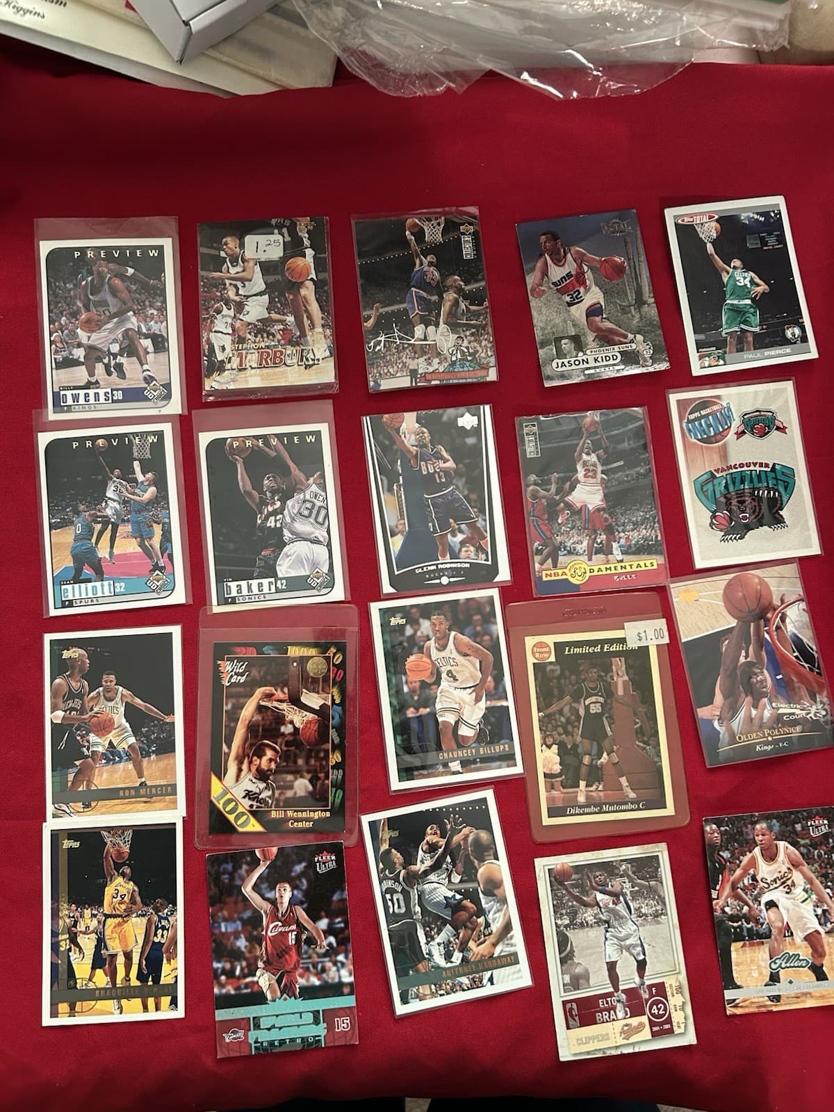 Lot Of 33 NBA Basketball Trading Cards 90’s - Thumbnail 2