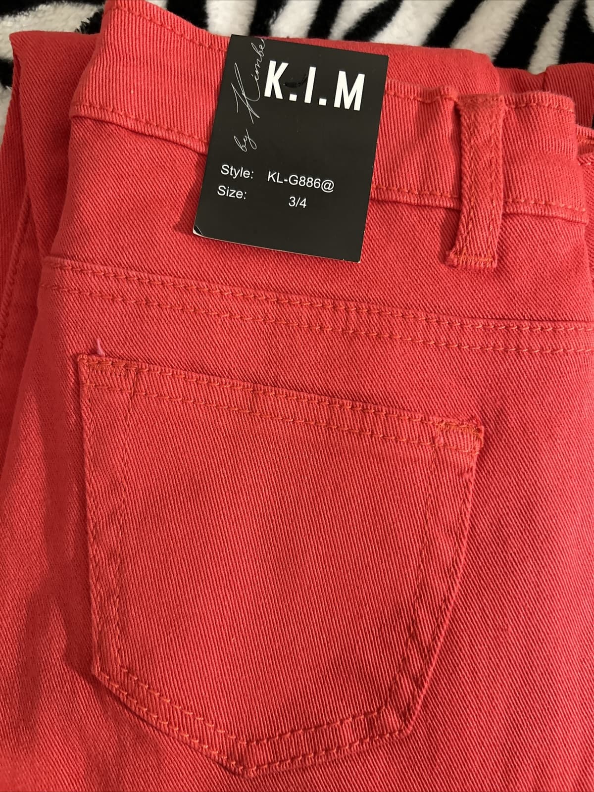 Women’s Red Stretch Jeans NWT K.I.M By Kimberly Jeans Size 3/4 - Thumbnail 3