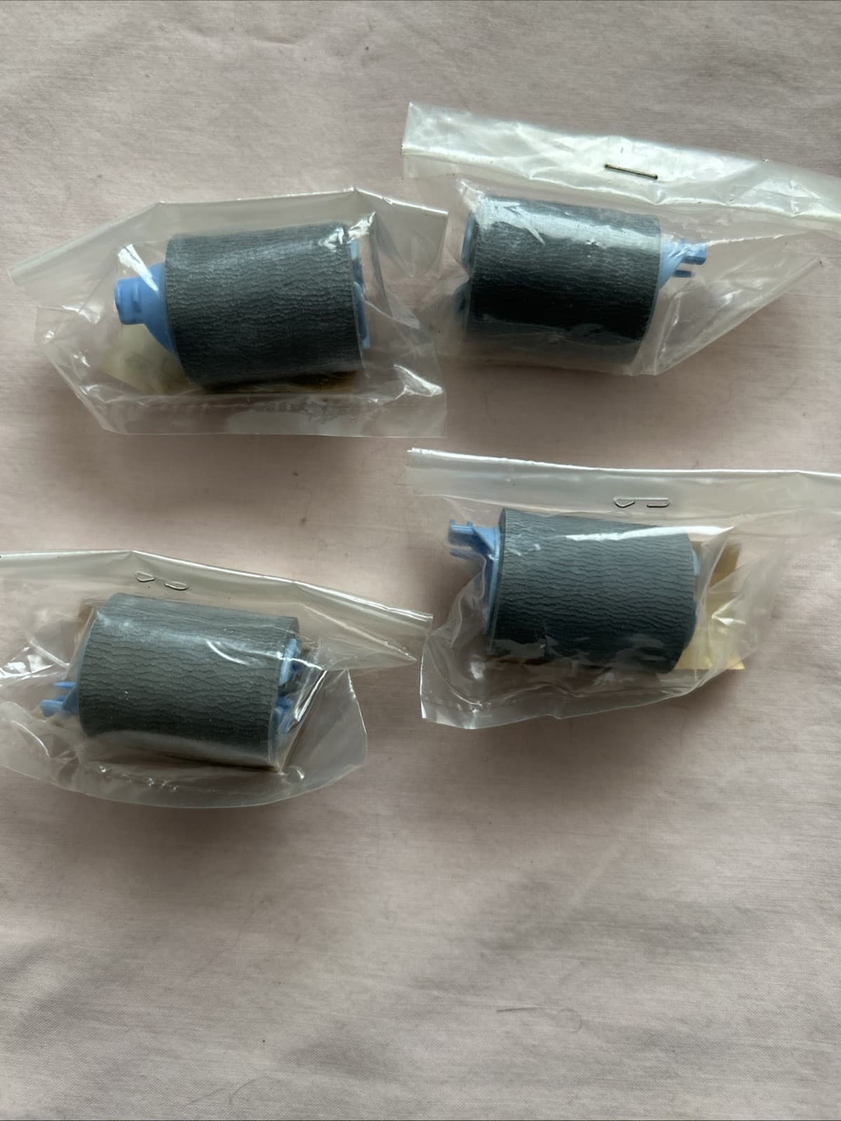 Lot Of 4 HP Paper Feed Roller Assy RM1-0037-020 - Thumbnail 2