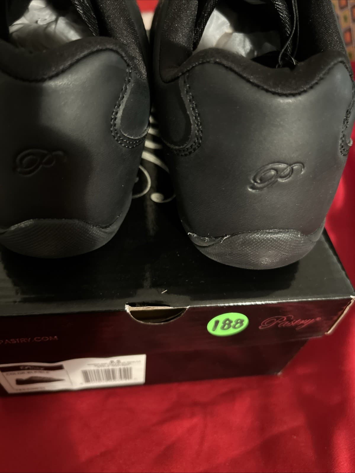 Women’s Size 8.5 Spirit Cheer shoe Black Pastry New - Thumbnail 3