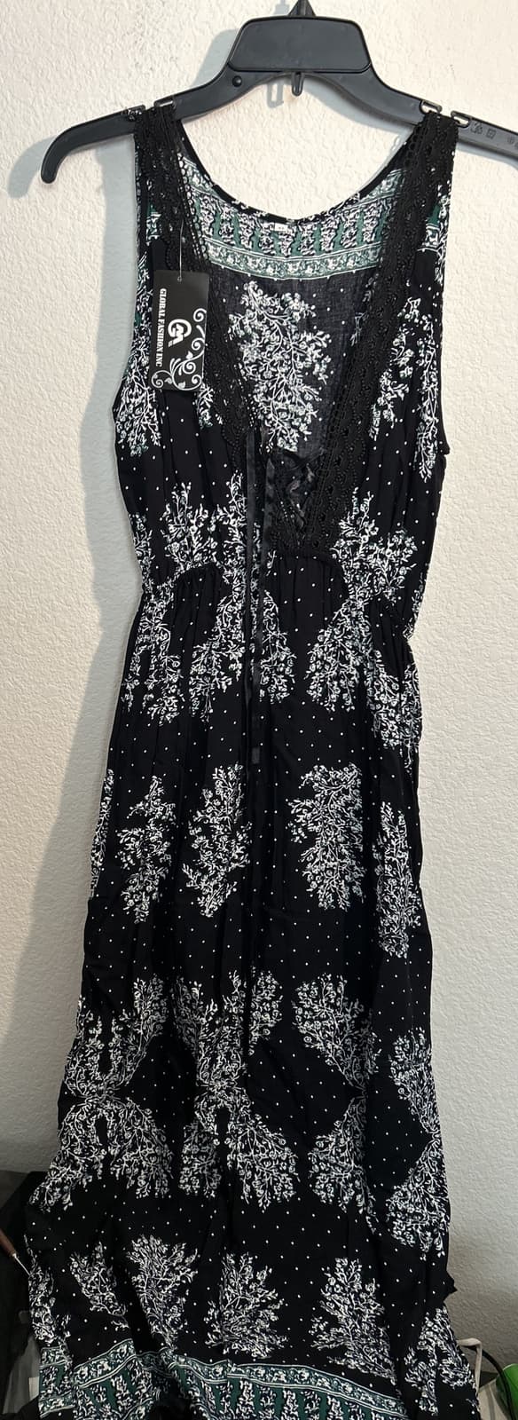 Women’s Global Fashion Black And Green Summer Dress NWT L
