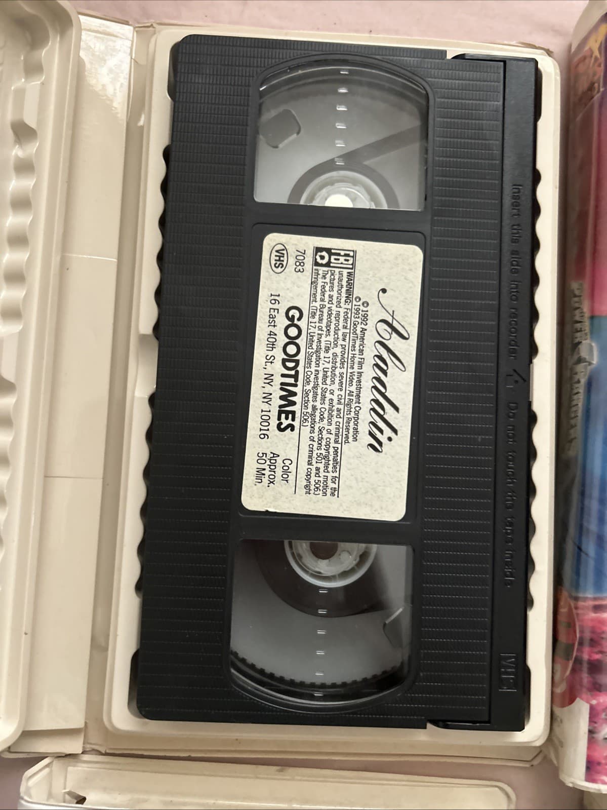 Lot Of 4 VHS Kids Movies Casper Aladdin, Power Rangers quest of Camelot - Thumbnail 3