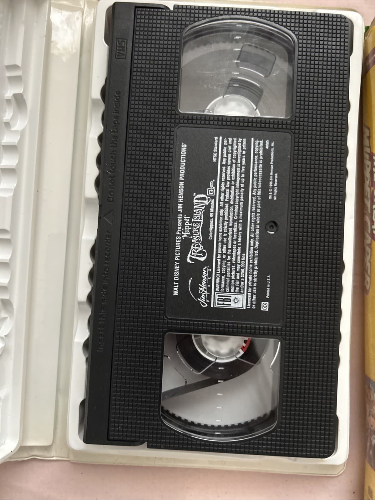 lot of 3 kids VHS Muppet treasure Island, the great Muppet caper And From Space - Thumbnail 3