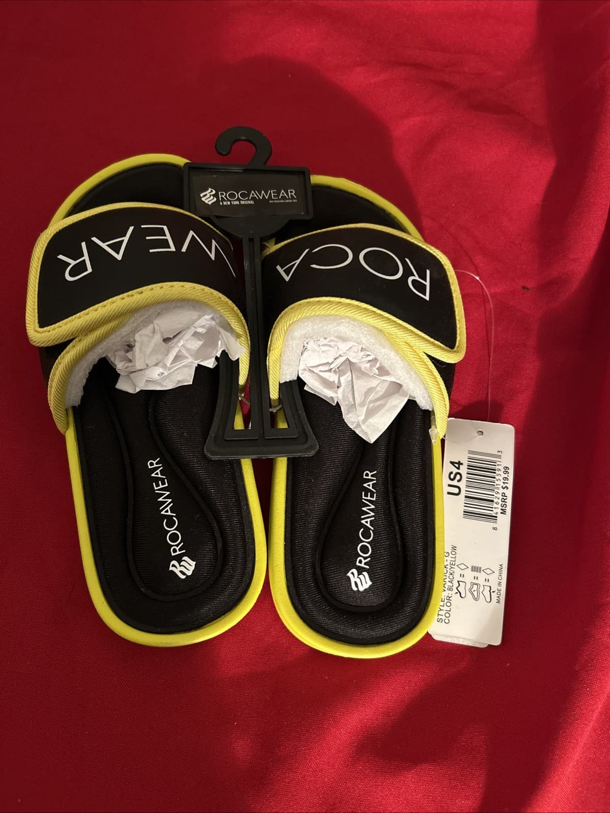 NEW ROCAWEAR Black And Yellow SLIDES SANDALS KIDS YOUTH US SIZE 4