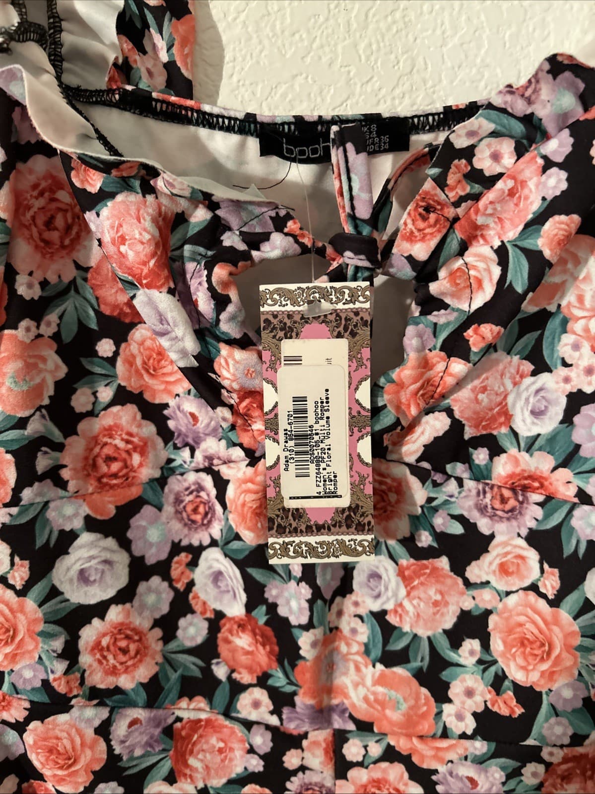 Floral Boohoo Size 4 Women’s Romper NWT - Thumbnail 3