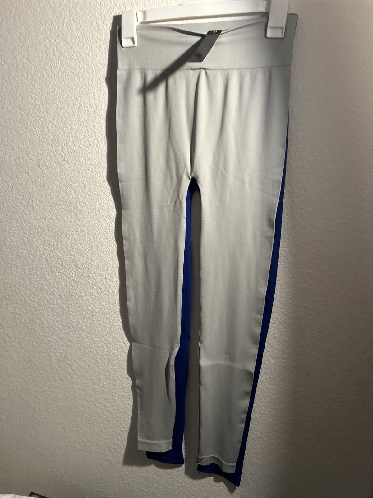 Women’s Leggings Nwt Mix One Size Lot Of 5 Leggings - Thumbnail 4