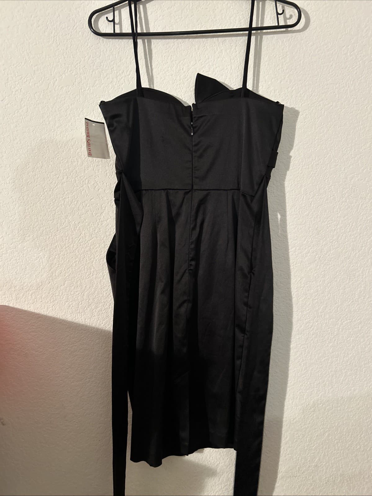 Women’s Black Dress Size 4 NWT - Thumbnail 3