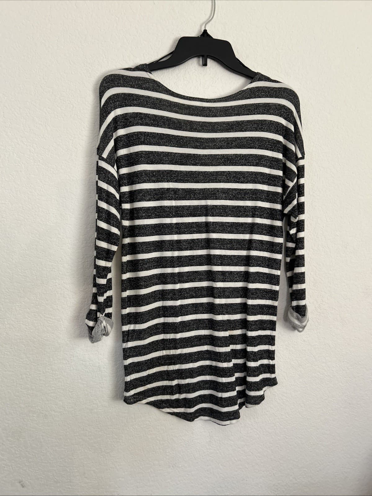 Women’s Divided H&M Sweater NWOT XS - Thumbnail 3
