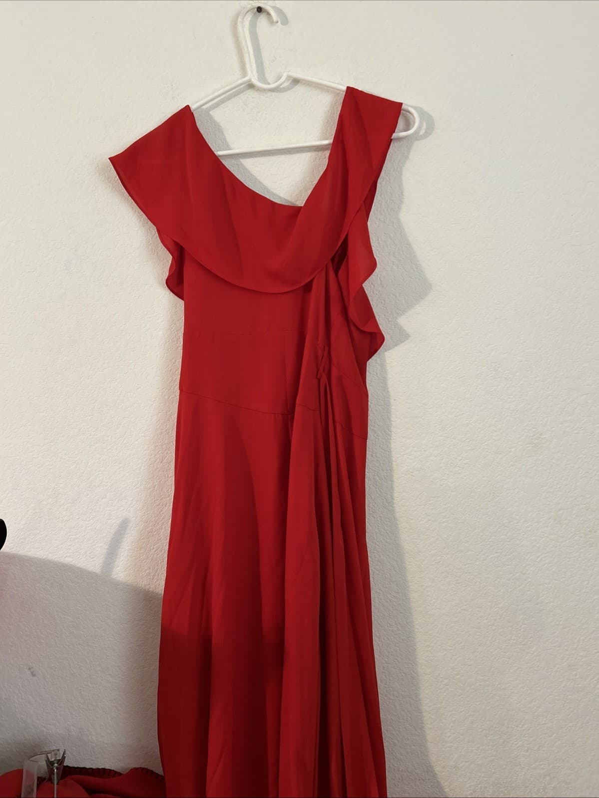 Women’s Leilani Gown Size 4 NWT Color SCR Likely - Thumbnail 5