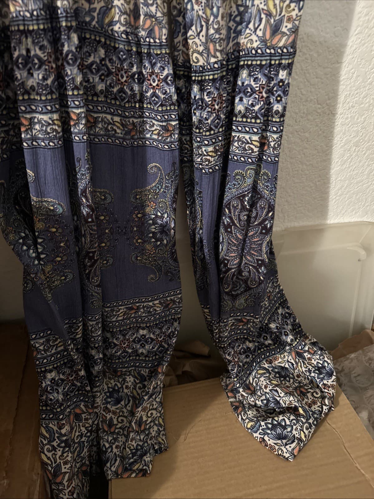 Women’s small summer One Piece New Wide Leg Pants - Thumbnail 2