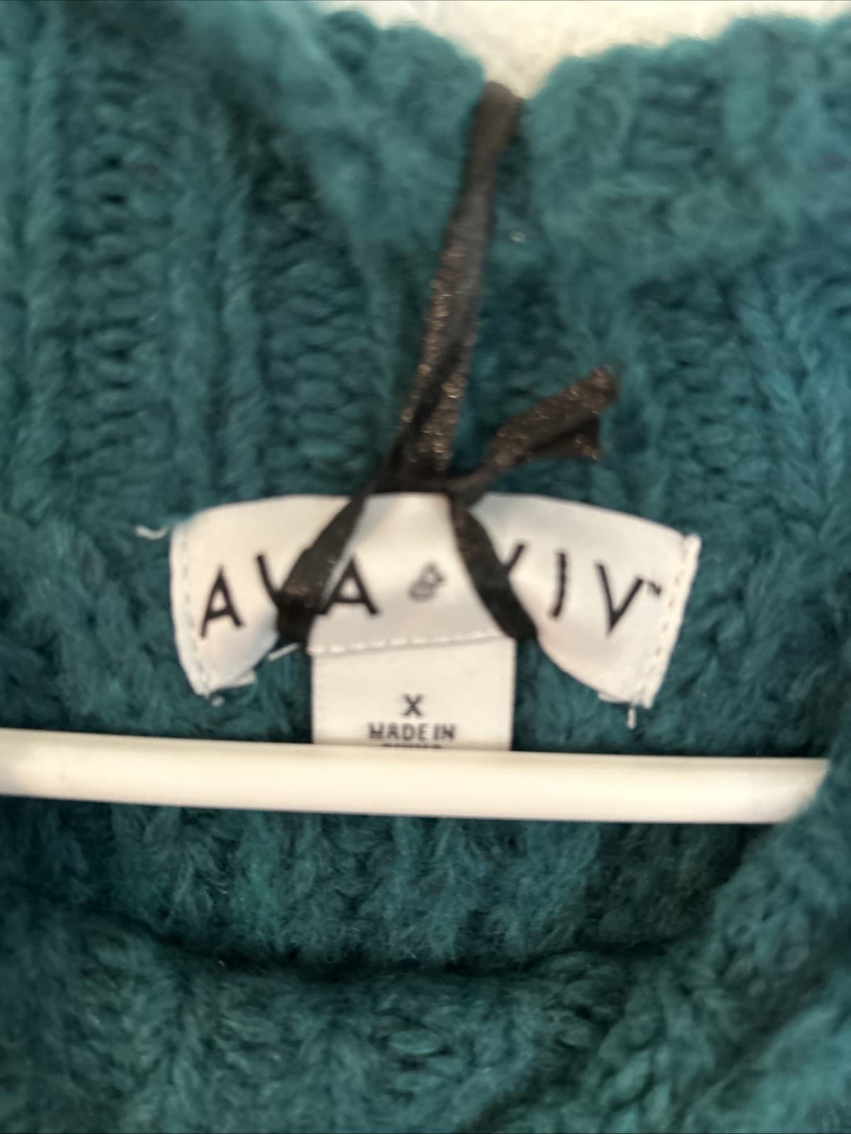Women’s Sweater Green NWT 1X Ava & Viv - Thumbnail 2