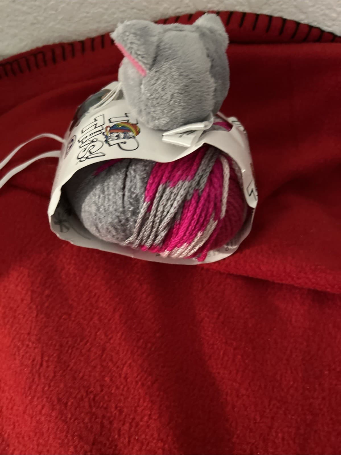 Top This Kitten Yarn NWT - Thumbnail 2