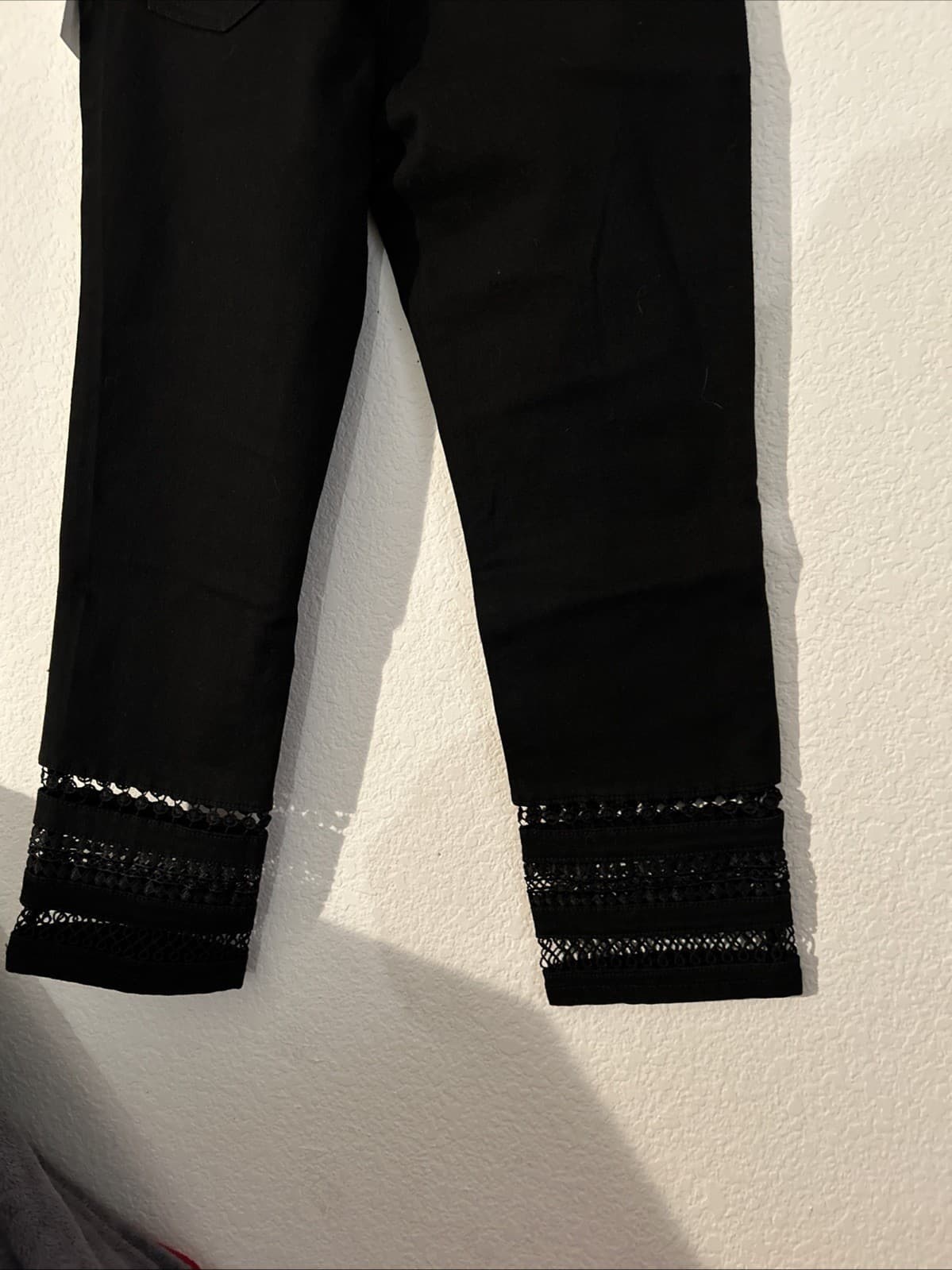 Diane G Women’s Pants Black Size 0P NWT - Thumbnail 4