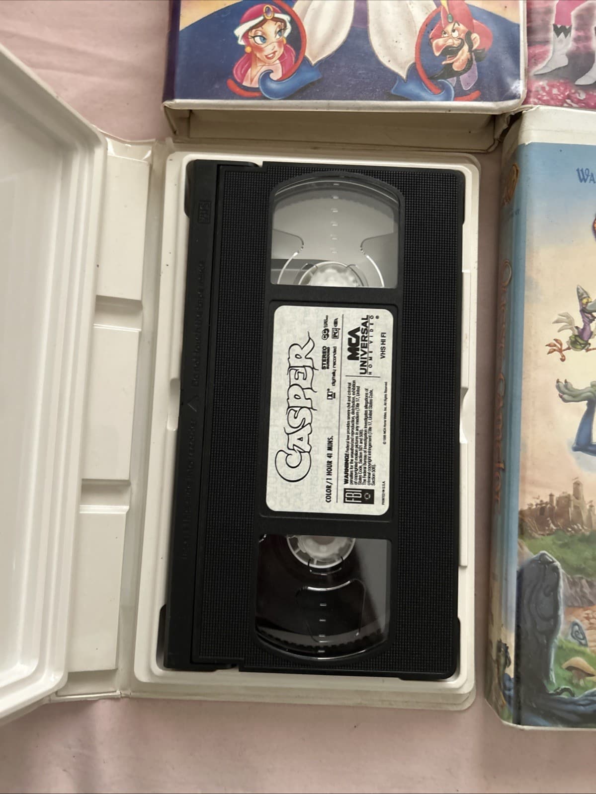 Lot Of 4 VHS Kids Movies Casper Aladdin, Power Rangers quest of Camelot - Thumbnail 2