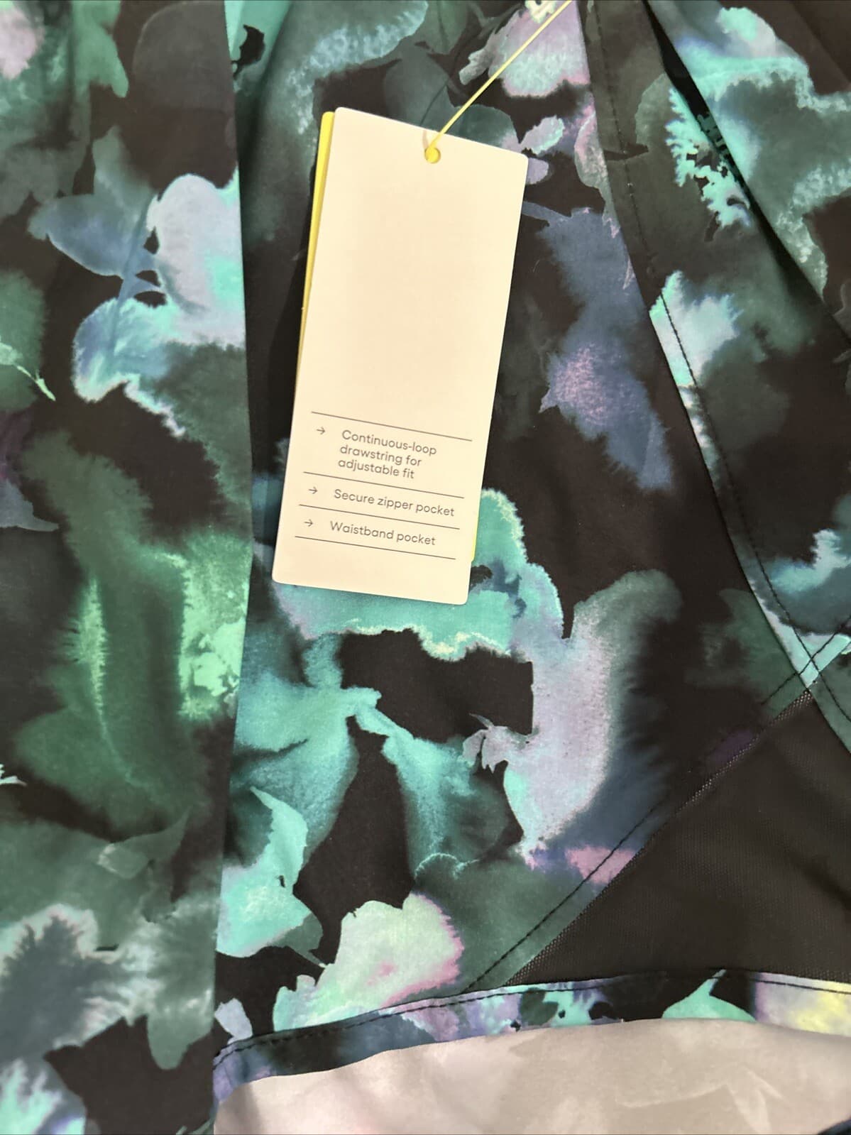 All In Motion Women’s Size XS Mint Leaf Mid Rise Run Running Shorts - Thumbnail 4