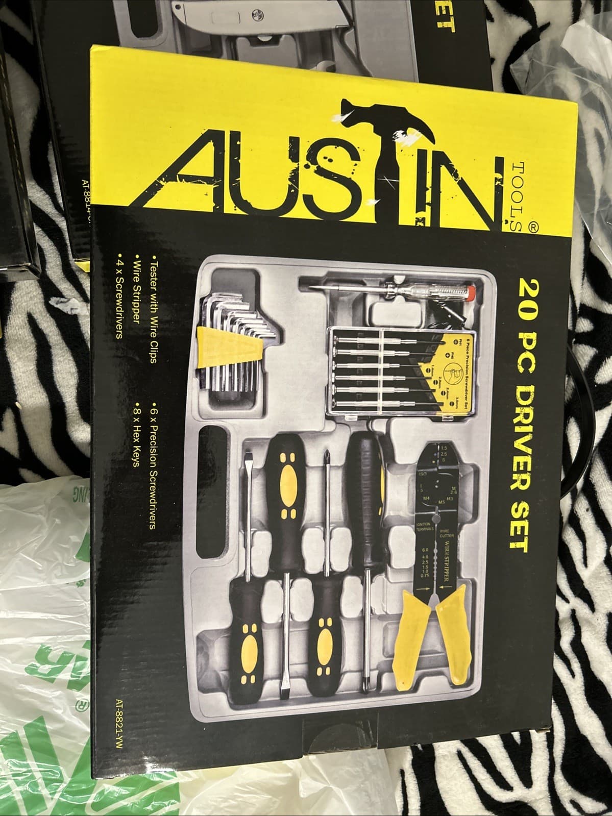 Austin Tools Lot Of 3 8 Pc Wrench Set, 70 Pc Socket Set And 20 Pc Driver Set New - Thumbnail 2