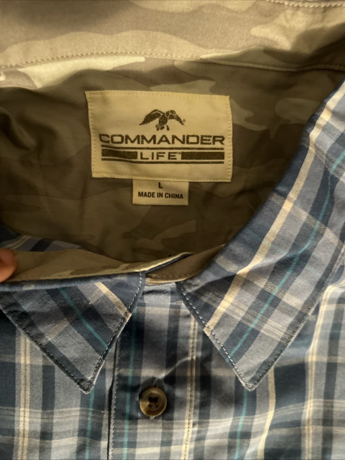 Men’s Large Commander Life Glassing Woven Button Down Blue NWT Long Sleeve - Thumbnail 2