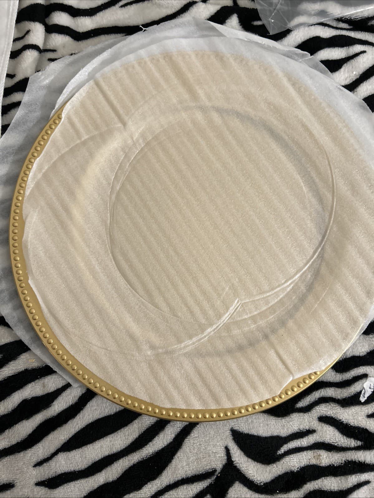 Lot of 5 3 Greenbrier 13" Gold And 2 Red Decorative Plates New - Thumbnail 3