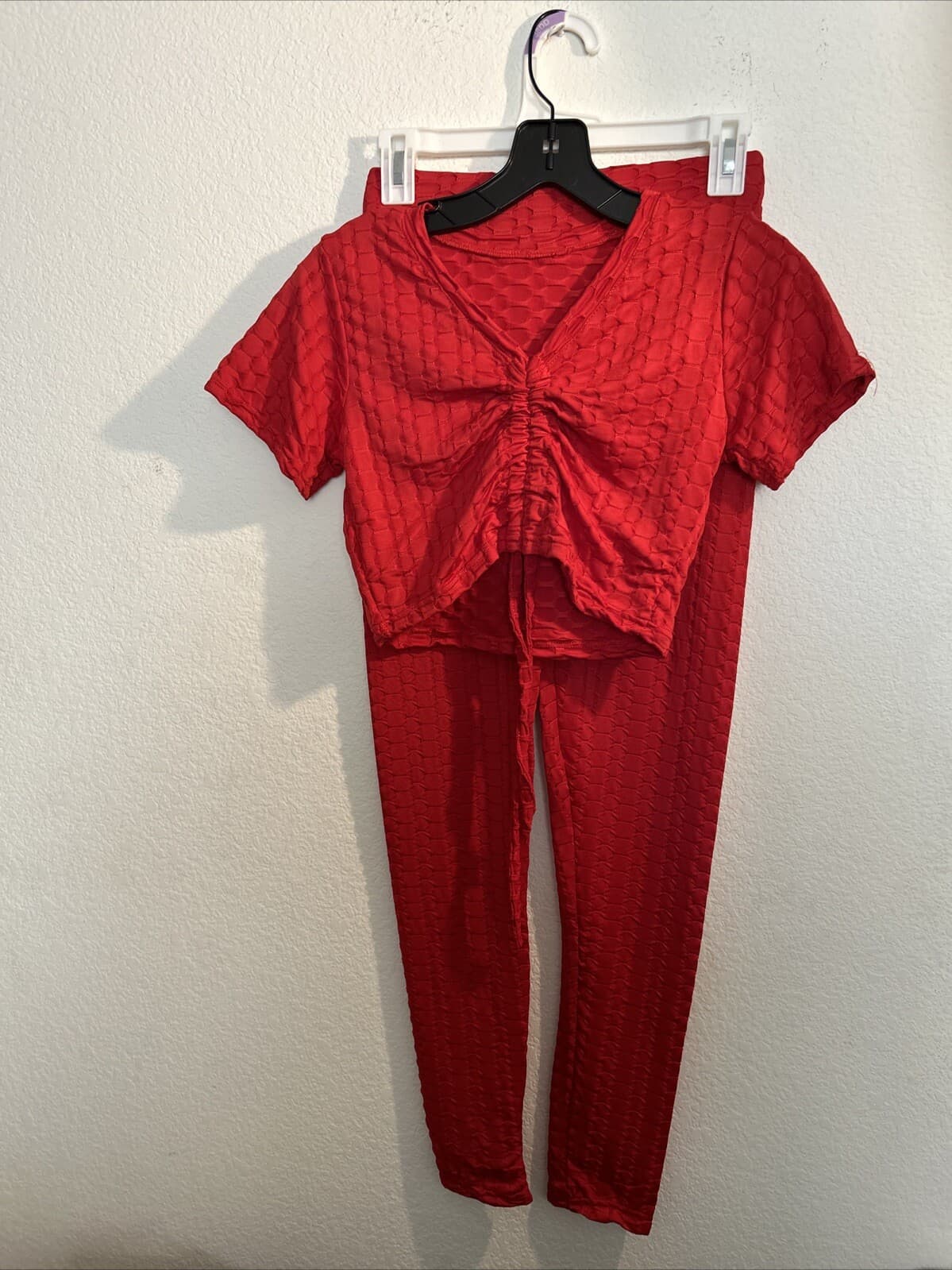 Women’s 2 Piece Outfit One Size Fits Most NWT Rich & Rogue Red