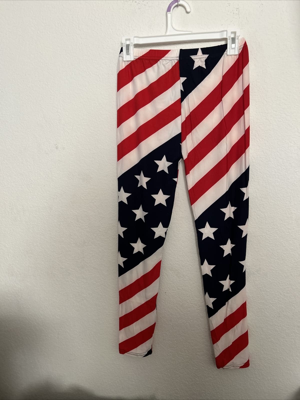 Women’s Hots Wing Leggings One Size Fits Most American Flag NWT - Thumbnail 5