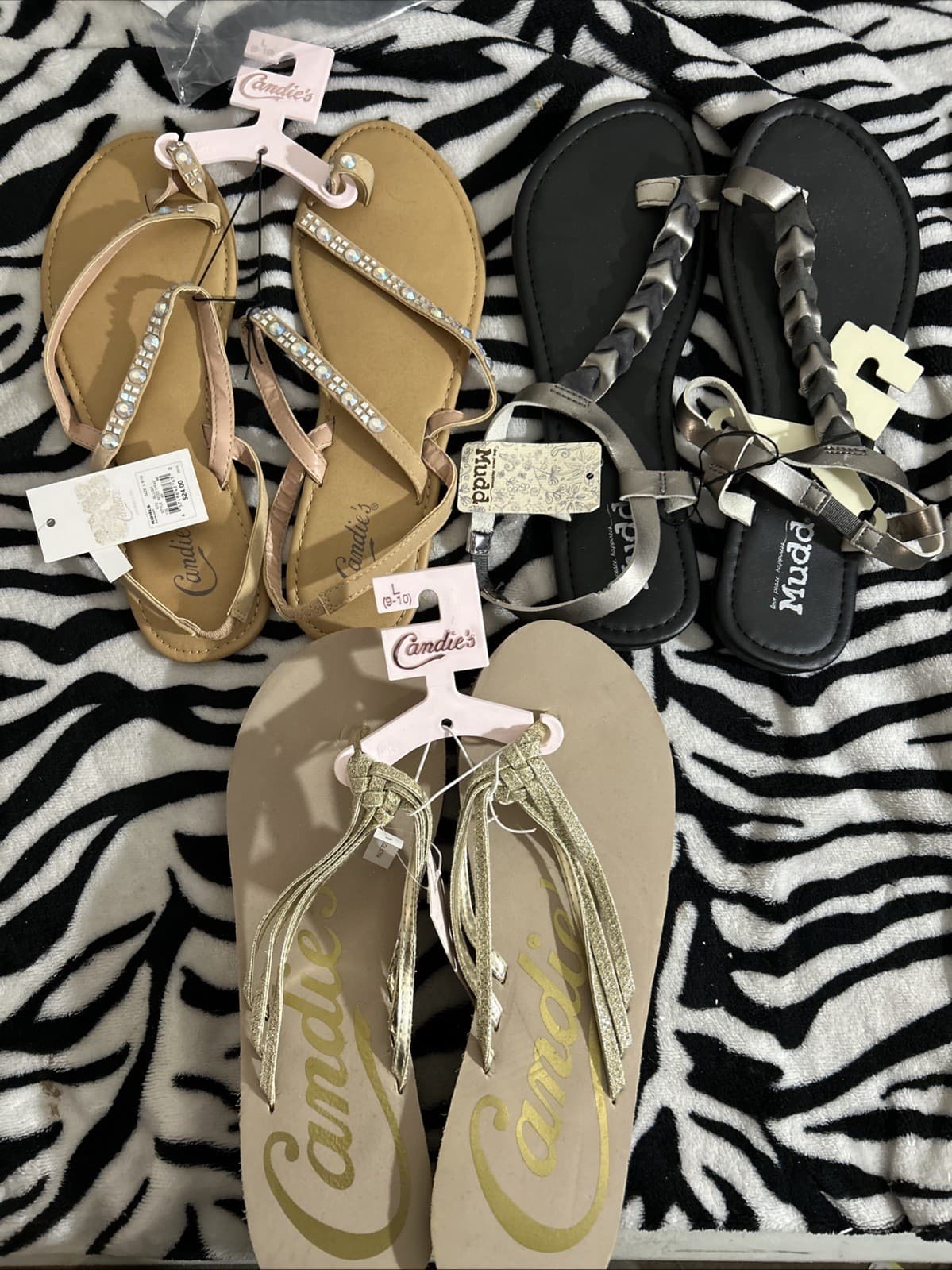 Lot Of 3 Sandals Mudd And Candies Large 9-10