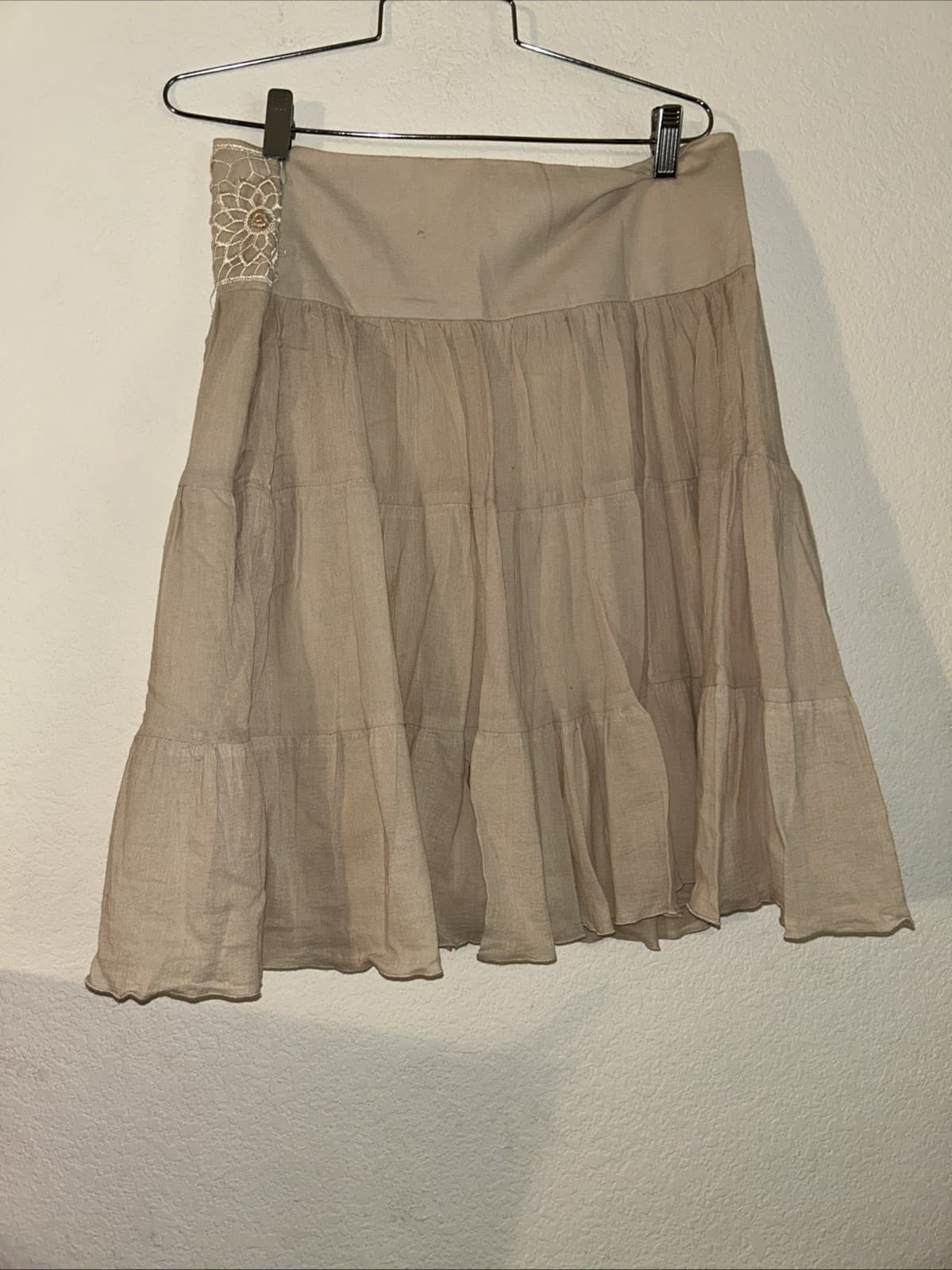 Women’s Medium Flared Beige Skirt NWOT Agaci Too - Thumbnail 2