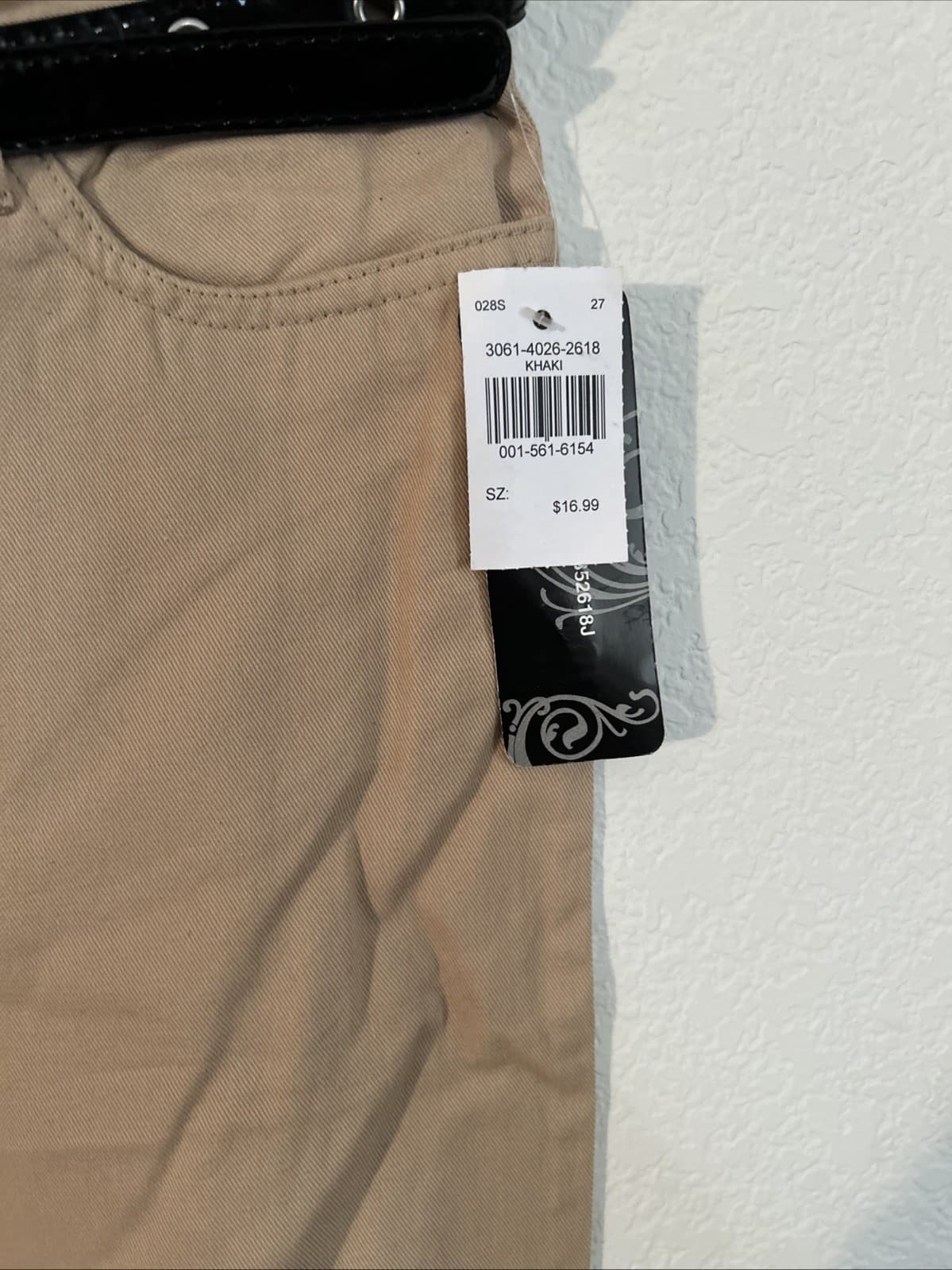 Girls Juniors Size 13 Khaki Pants NWT Drama Gold - Thumbnail 3