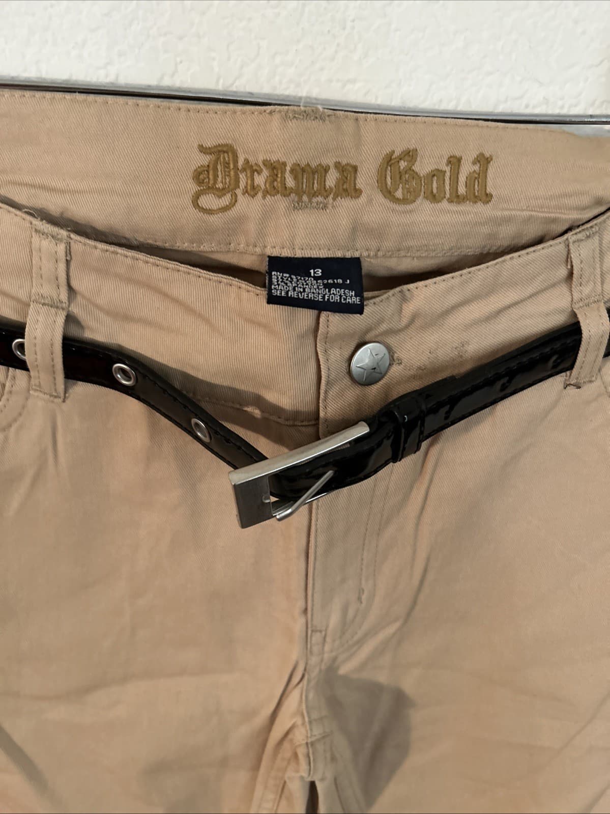 Girls Juniors Size 13 Khaki Pants NWT Drama Gold - Thumbnail 2