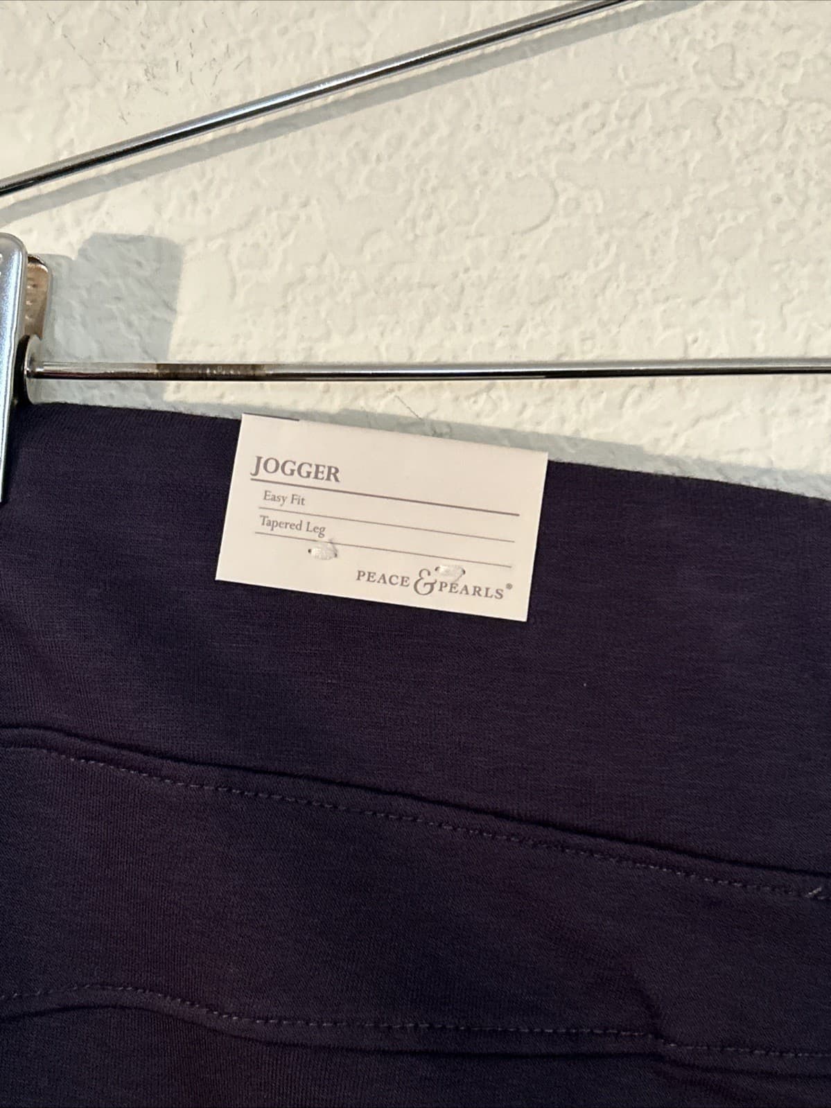 Women’s Joggers Large Graphite NWT Peace & Pearls - Thumbnail 5