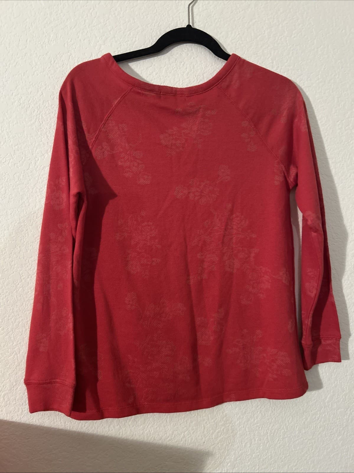 Angels Small Red Sweater NWOT Women’s - Thumbnail 5