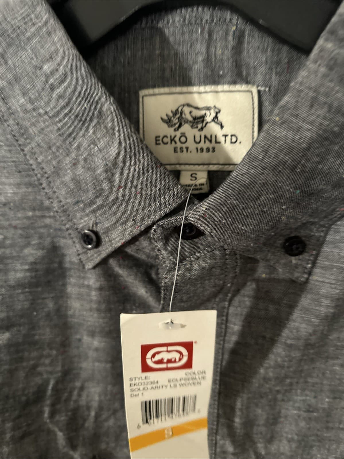 Men’s Ecko Unlimited Button Down Gray NWT Small - Thumbnail 3