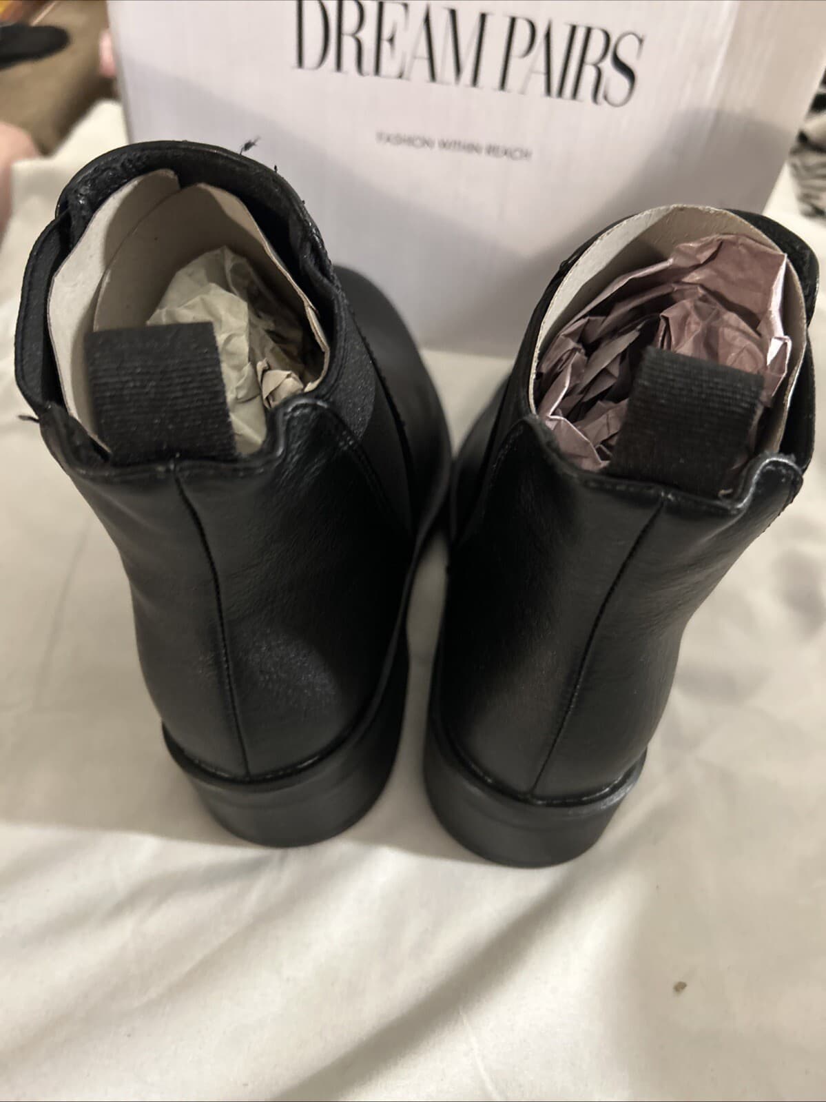 Dream Pairs fashion within reach Isabella two black size 7 - Thumbnail 3