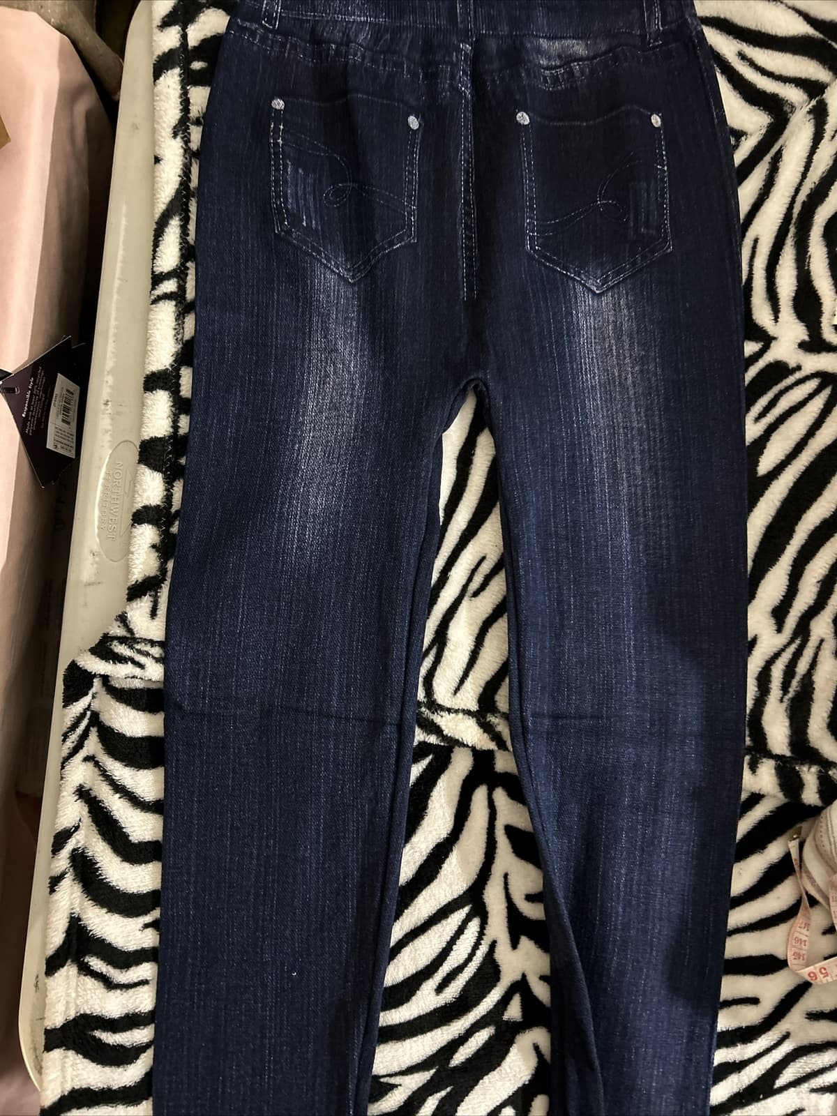 Women’s Verta Blue Leggings NWT One Size Fits Most - Thumbnail 3