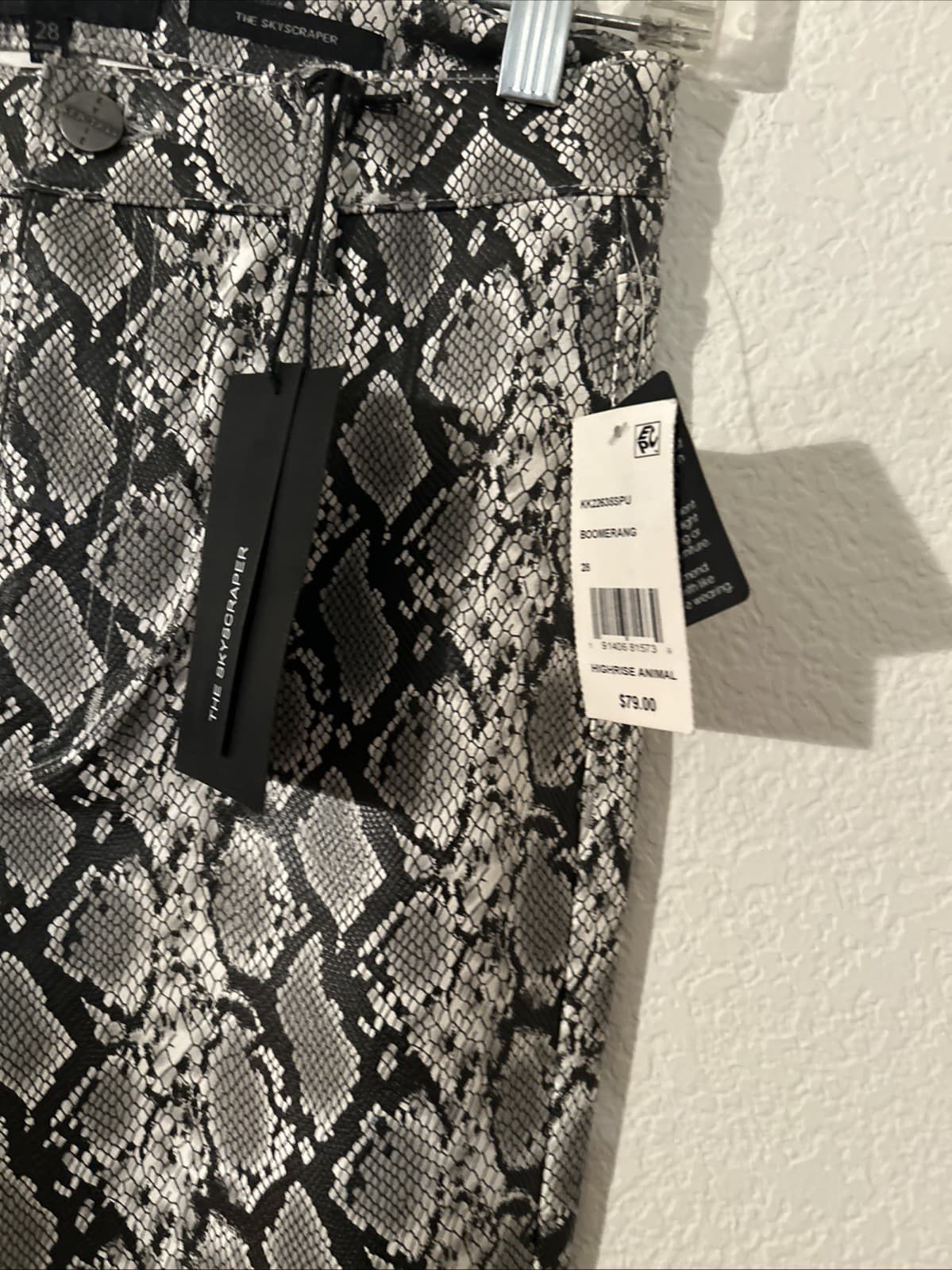 Women’s Pants Kendall+Kylie Size 28 NWT Highrise Animal Print Boomerang - Thumbnail 2