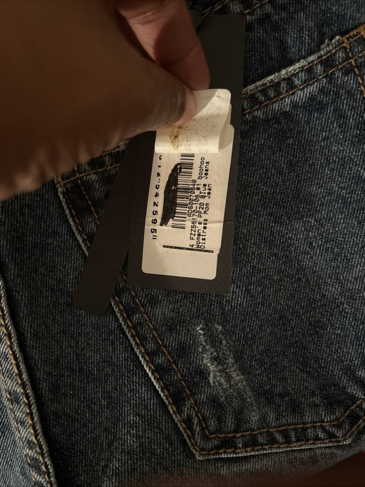 Women’s Size 4x24 NWT Momokrom Boohoo Distressed Jeans - Thumbnail 5