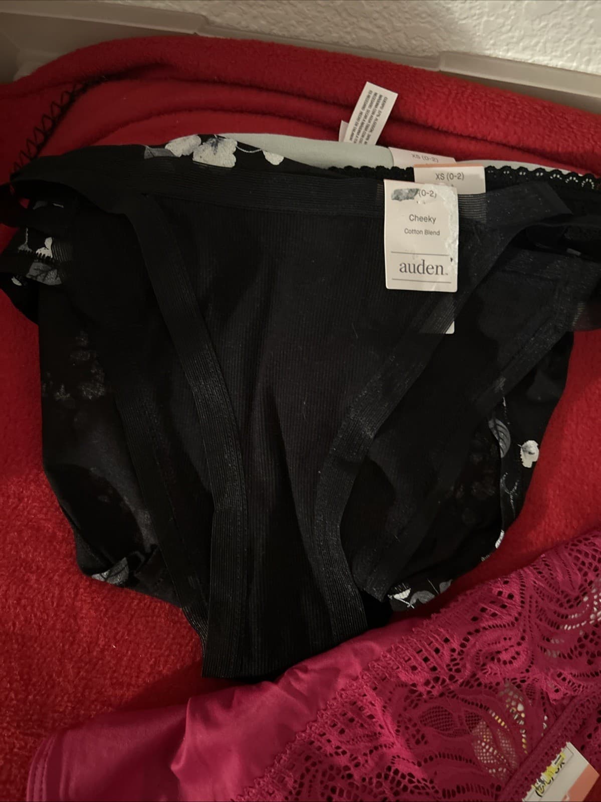 Lot Of 6 Women’s Assorted Underwear/Thongs New Size XS 0-2 - Thumbnail 2