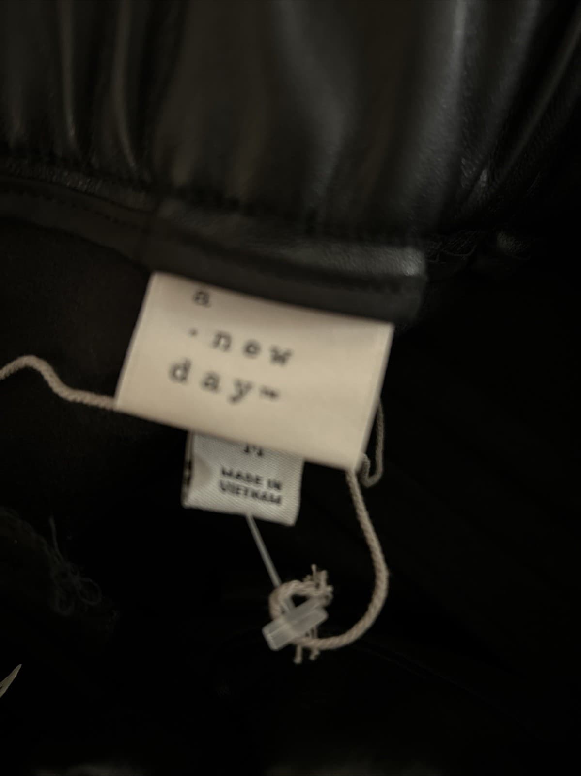 Women’s Medium A New Day Black Pants NWOT - Thumbnail 4