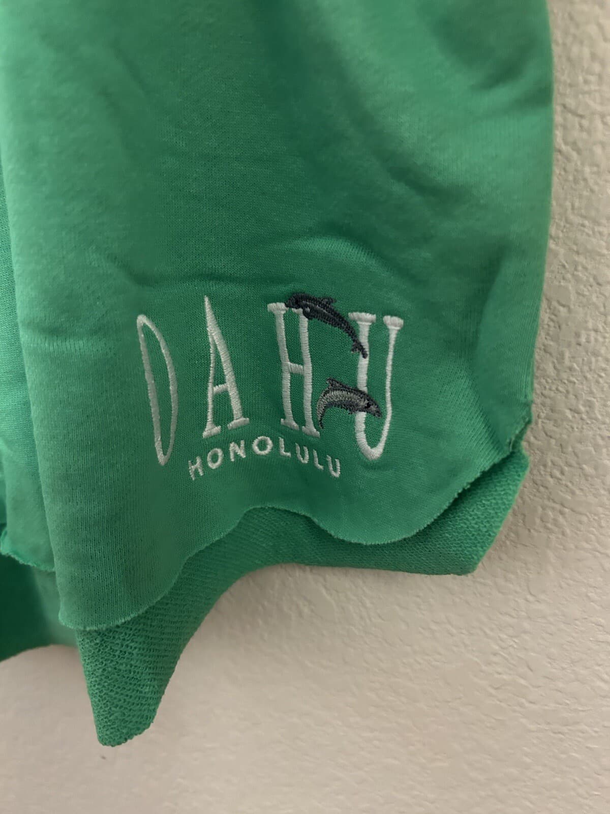 Women’s Stretch Shorts Oahu Honolulu Green Shorts NWT 2x - Thumbnail 2