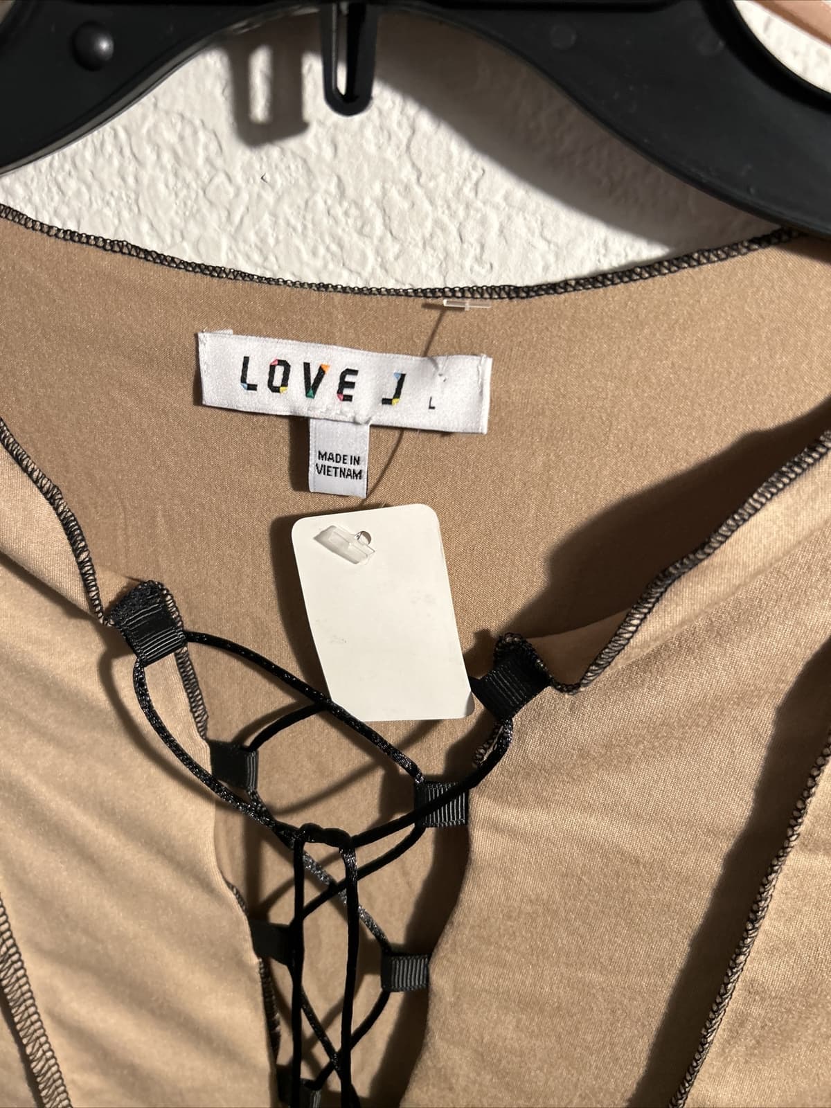 Women’s Large Love J Top New - Thumbnail 2
