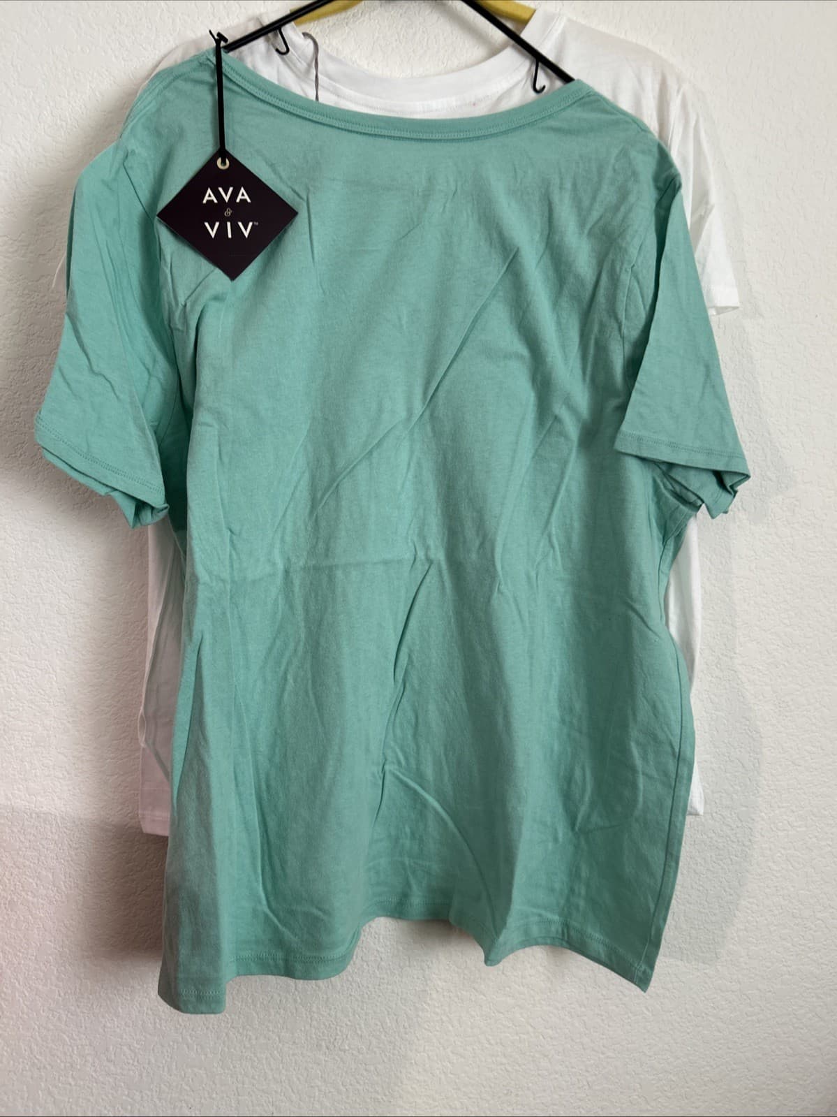 Lot Of 2 Womens Tops 2XL NWT Short Sleeve Ava & Viv And A New Day - Thumbnail 5