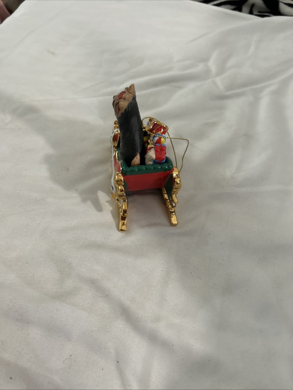 A 2005 Yorkie Christmas sleigh - Thumbnail 3