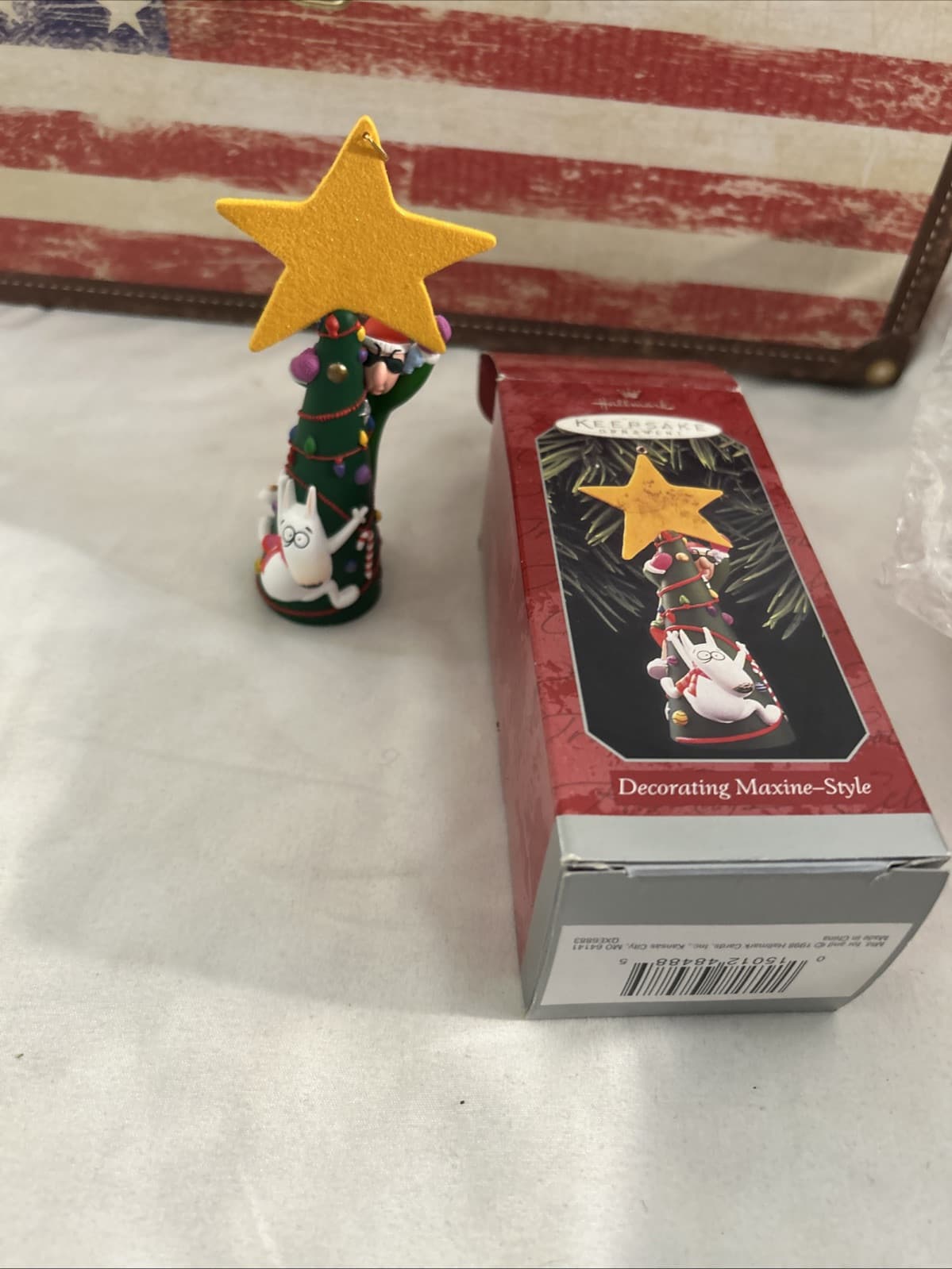 Hallmark Keepsake Ornament “Decorating Maxine-Style" - 1998 - Thumbnail 6