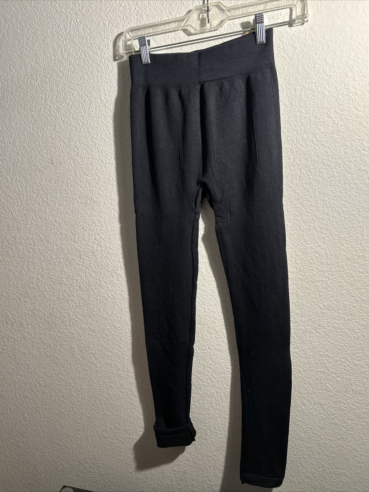 Women’s Odiva Charcoal Grey Leggings One Size Regular NWT Stretch - Thumbnail 3