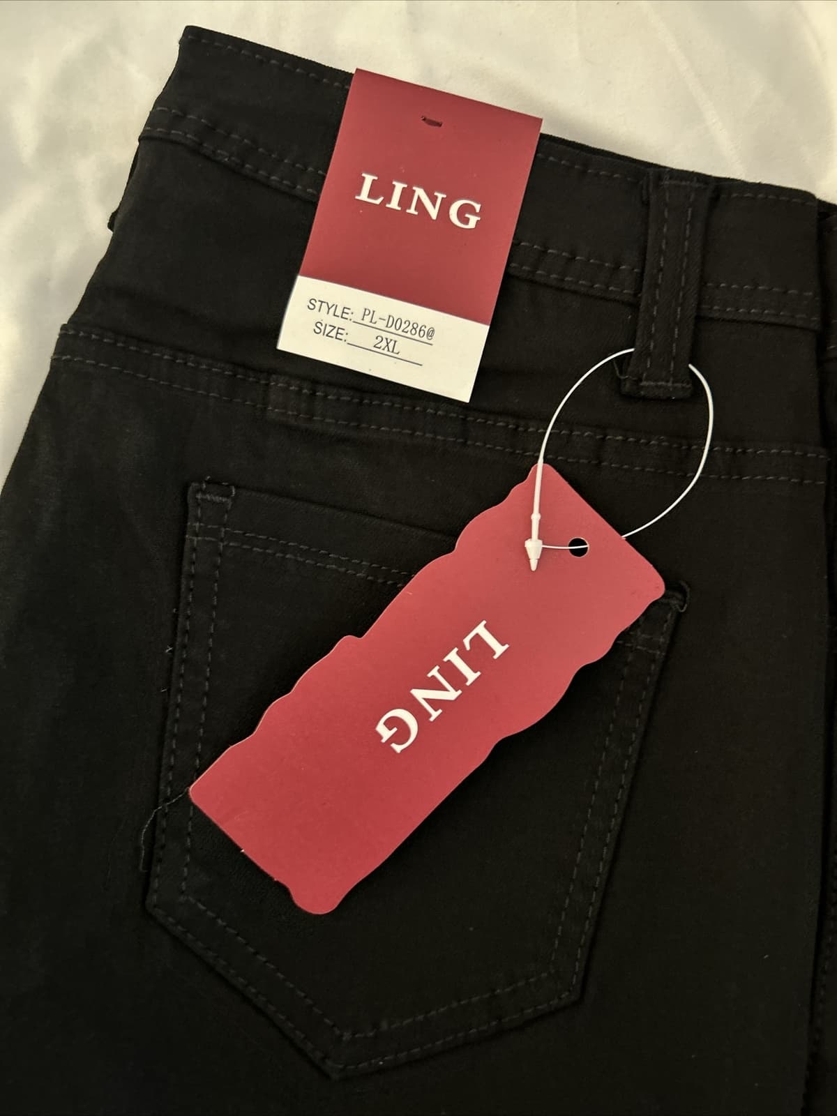 Women’s Ling Collections Skinny Jeans Black Stretch NWT 2xl - Thumbnail 2